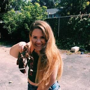 Meet your Posher, Taylor